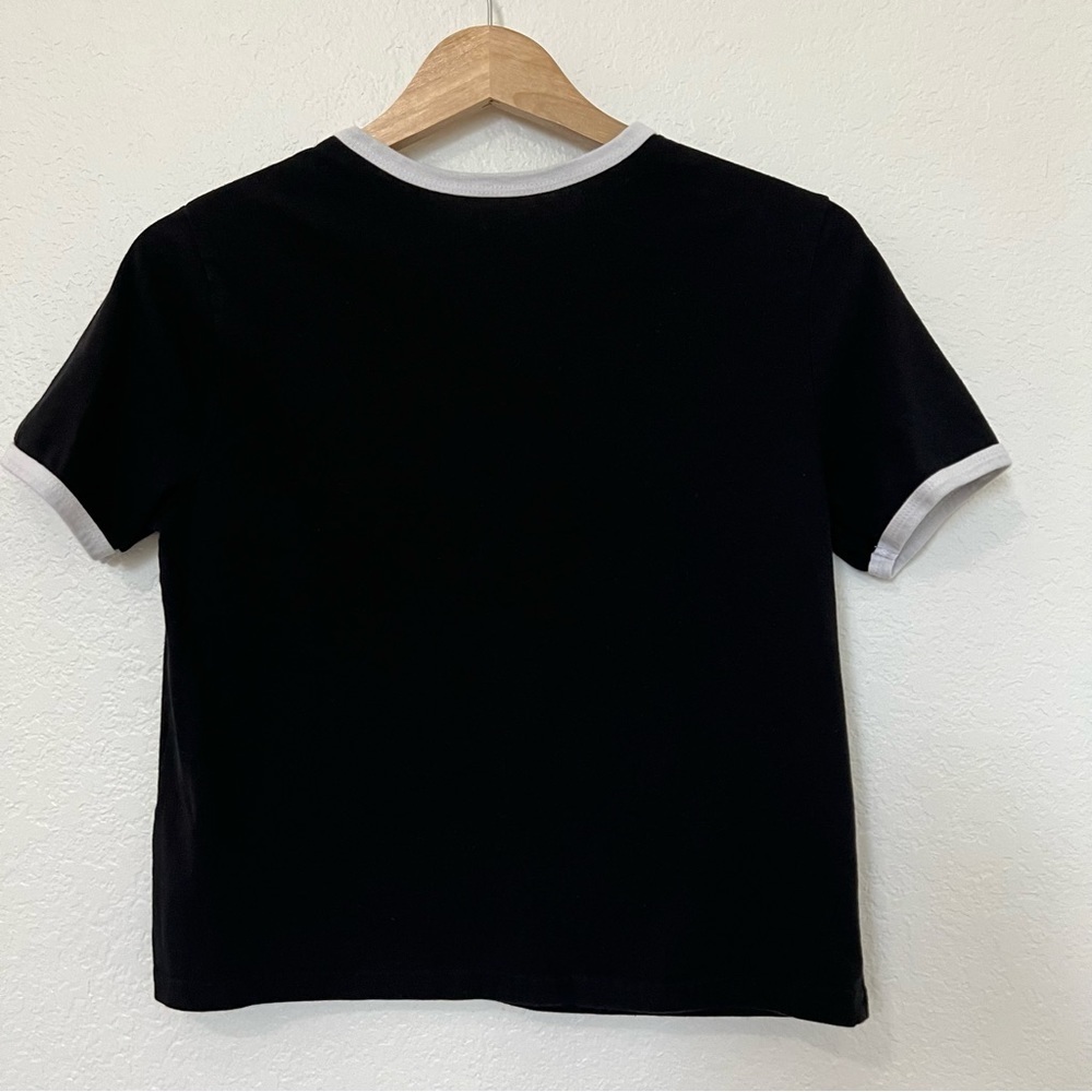 2/$30 Friends cropped logo tee by Love Tribe.  Size Small - Picture 5 of 9